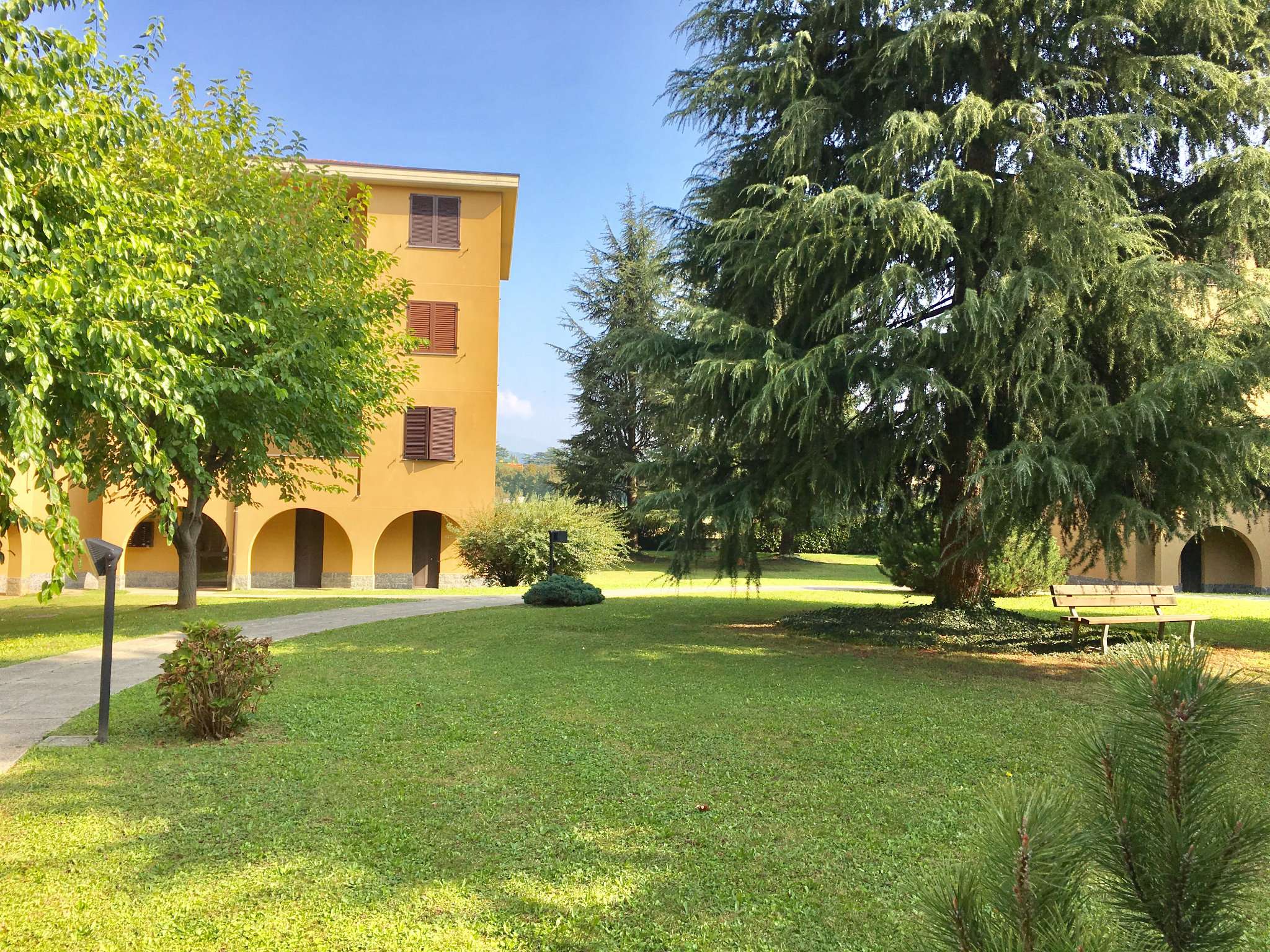 Appartamento VERDERIO vendita   Monsignor Sala Puntocasa Vimercate sas di Pirola Marco & C.