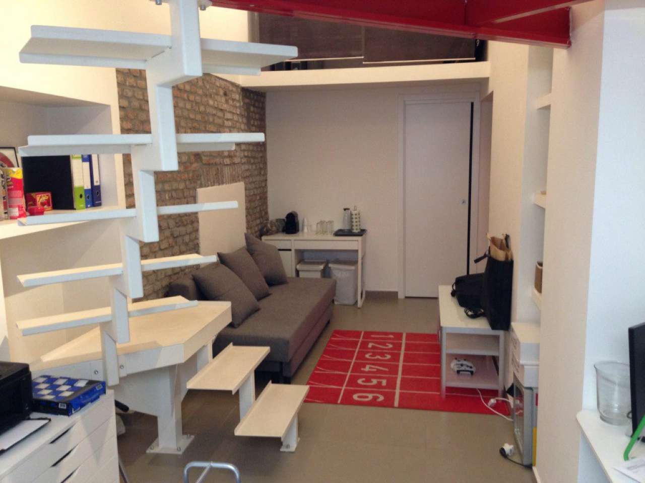 Ufficio - Loc.Com. MILANO affitto  ISOLA lario mqservizi