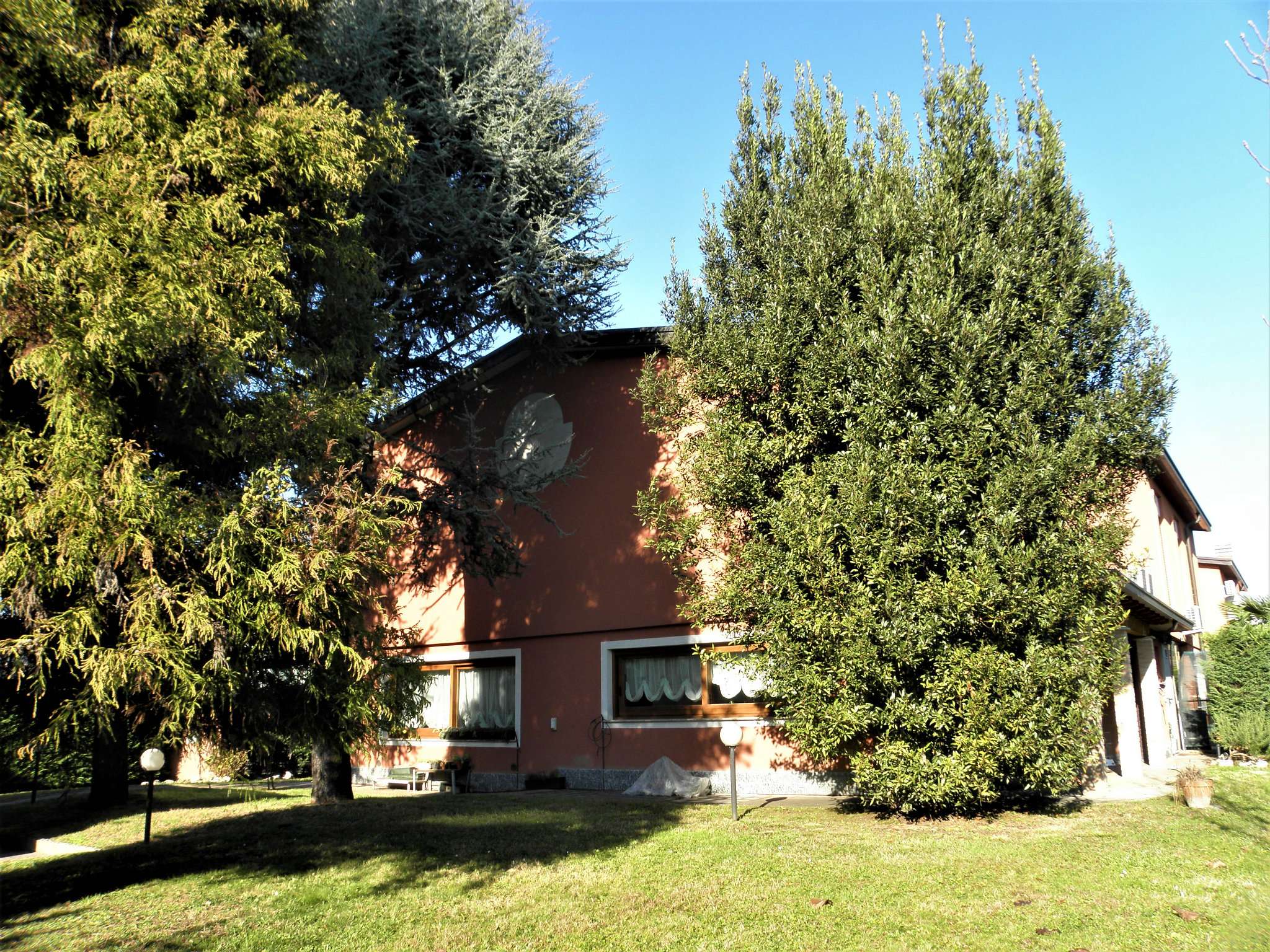 Villa Affiancata - Schiera CONCOREZZO vendita   Don Primo Mazzolari Puntocasa Concorezzo sas di Alessandro Motta & C.