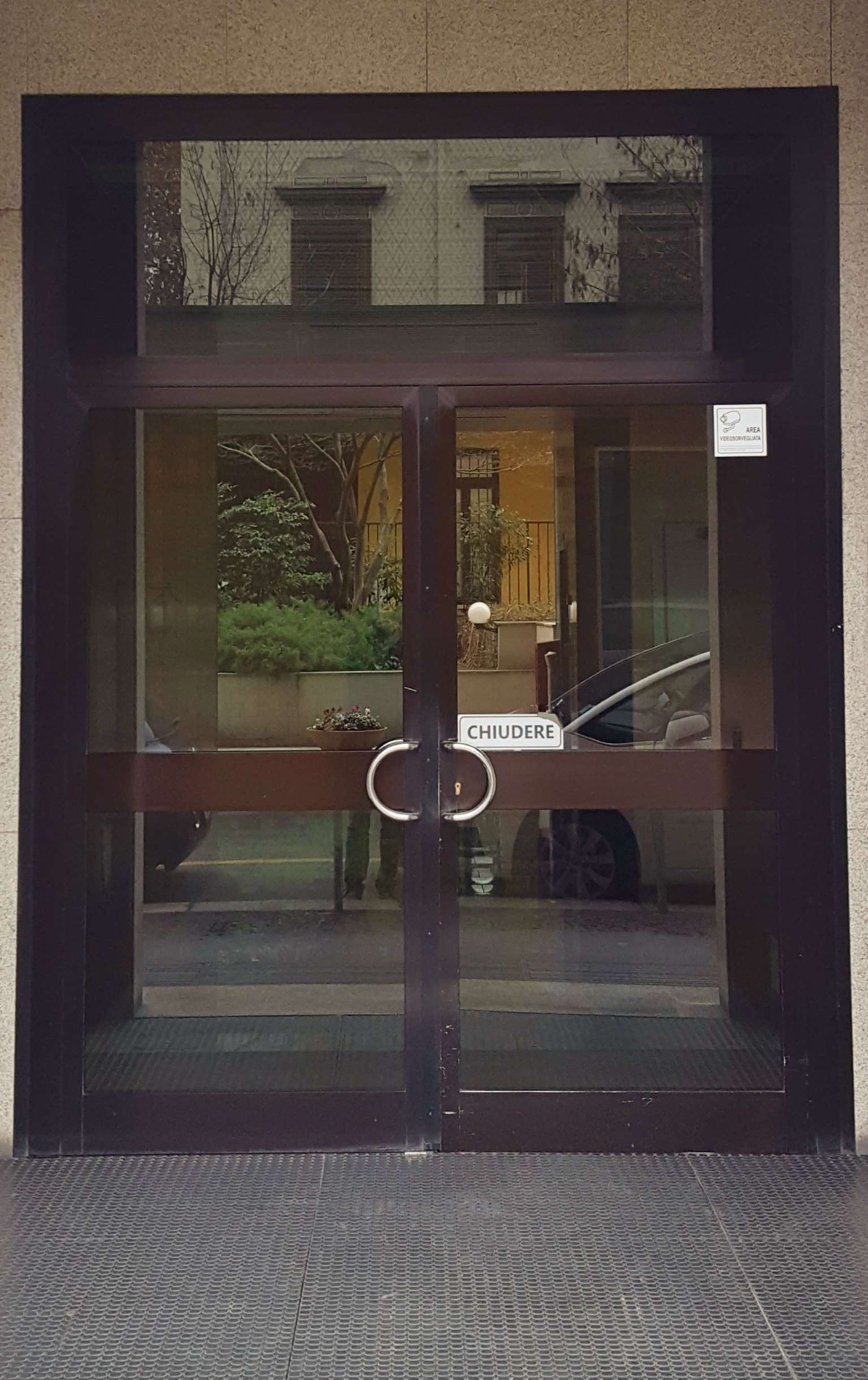 Ufficio - Loc.Com. MILANO affitto  BOCCONI VITTADINI ALFANO & C S.a.s.