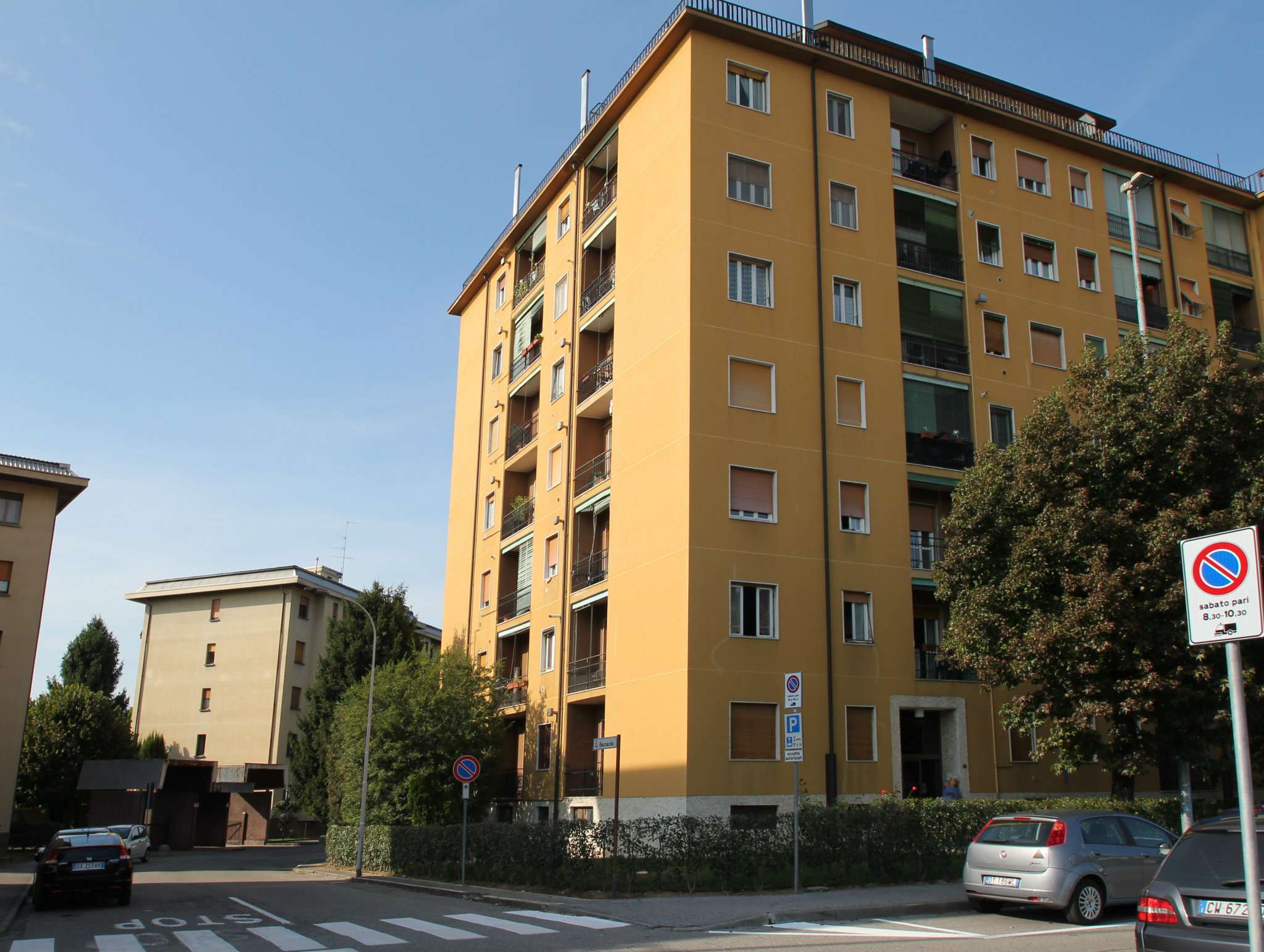 Appartamento CARNATE vendita   dante Puntocasa Usmate sas di Renato Cortimiglia & C.