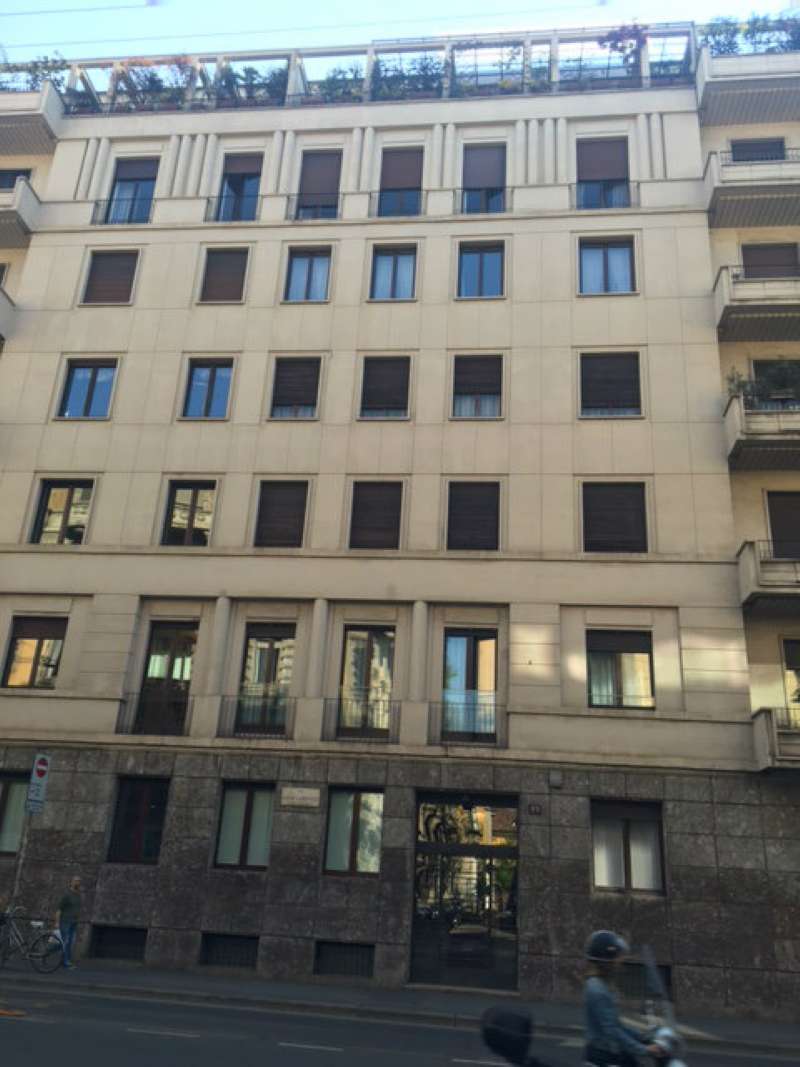 Appartamento MILANO vendita  CENTRO STORICO Via Carducci COSTA L' AMICO IMMOBILIARE