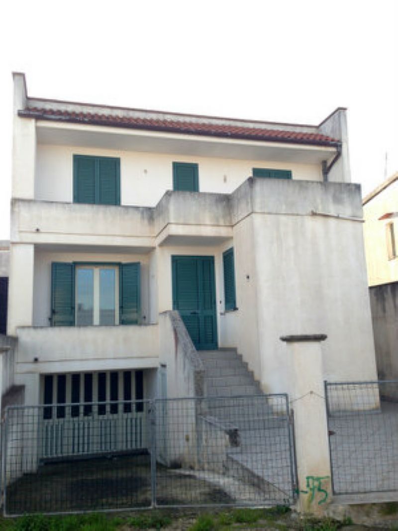  castrignano del capo vendita quart:  lecce casa