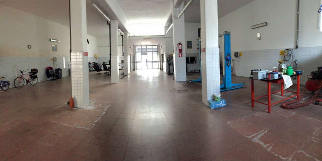 Negozio - Loc.Com. LECCE vendita   Presta Lecce Casa