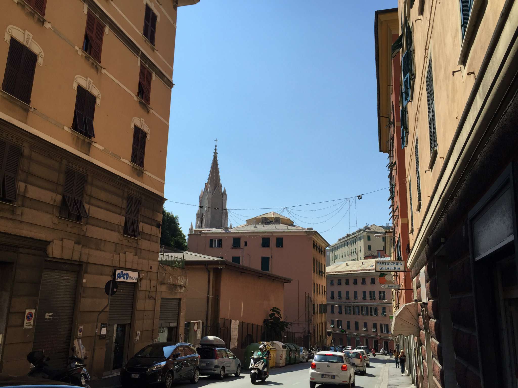 Negozio - Loc.Com. GENOVA vendita    Magnani & Bernardotti Immobiliare s.n.c.