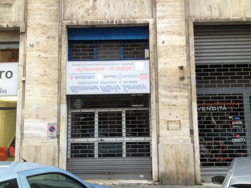 Negozio - Loc.Com. GENOVA affitto  FOCE  Magnani & Bernardotti Immobiliare s.n.c.