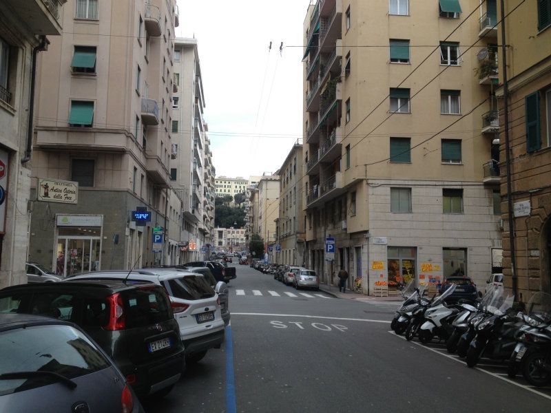 Negozio - Loc.Com. GENOVA affitto  FOCE  Magnani & Bernardotti Immobiliare s.n.c.