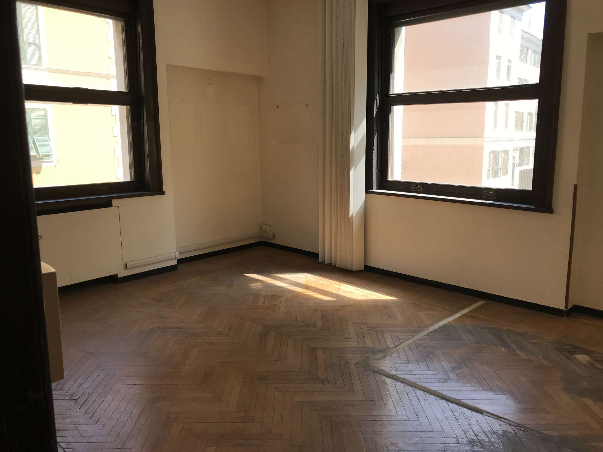 Ufficio - Loc.Com. GENOVA vendita   Gabriele D'Annunzio Magnani & Bernardotti Immobiliare s.n.c.