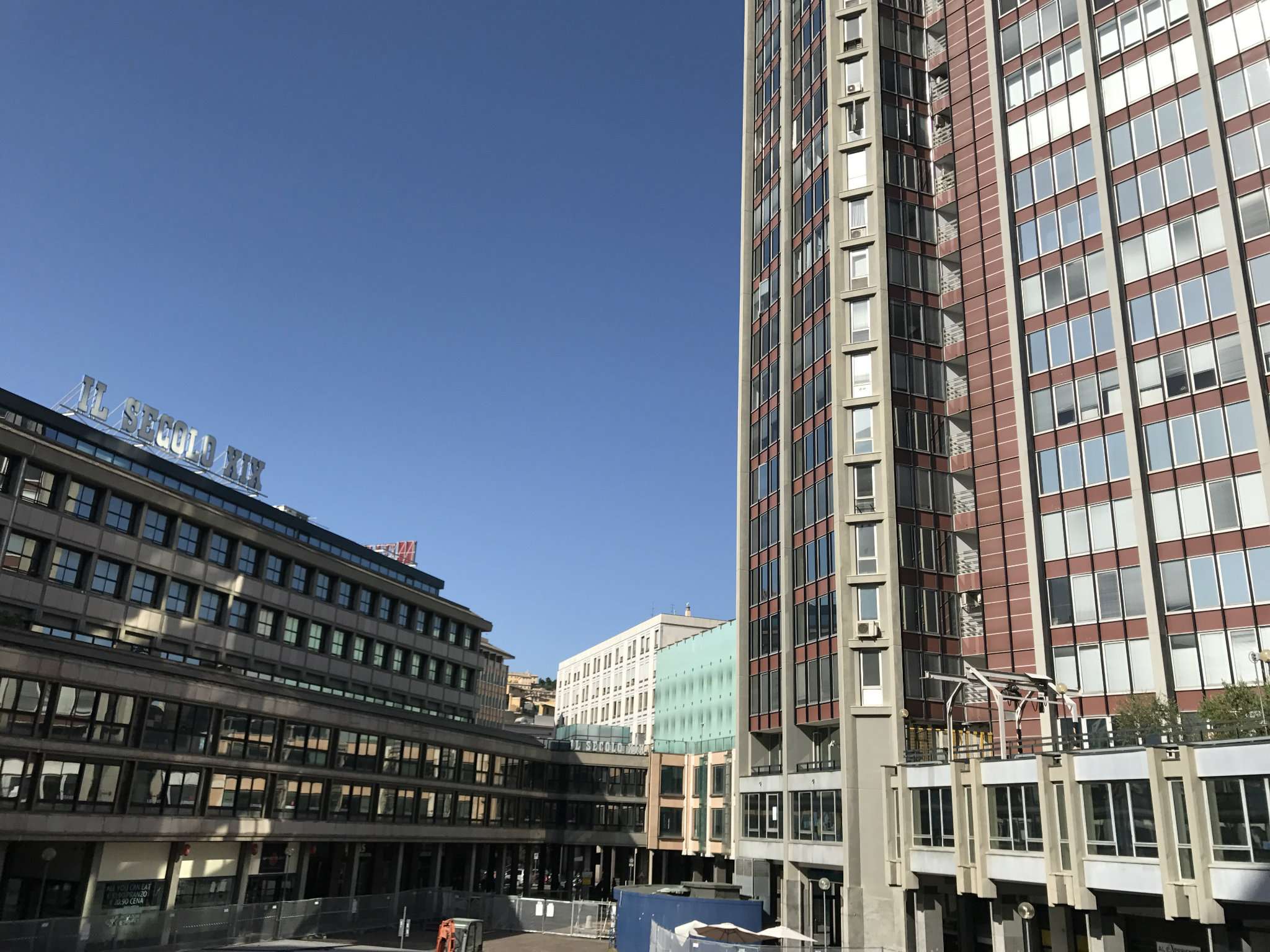  genova vendita quart: centro magnani-&-bernardotti-immobiliare-s.n.c.