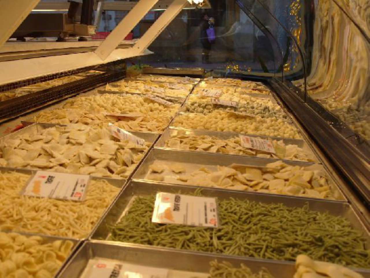 Negozio - Loc.Com. GENOVA vendita  ALBARO  Magnani & Bernardotti Immobiliare s.n.c.