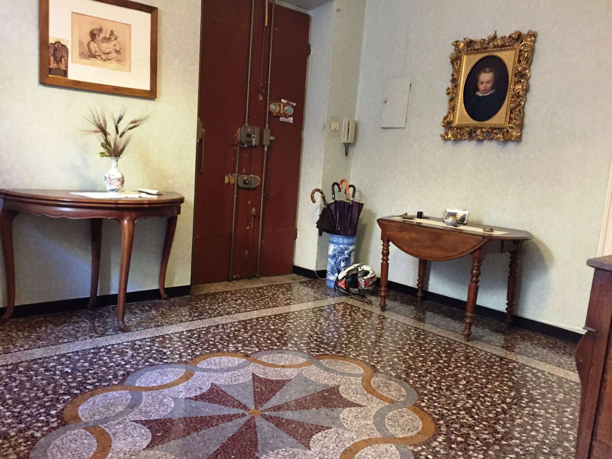  genova vendita quart:  magnani & bernardotti immobiliare s.n.c.