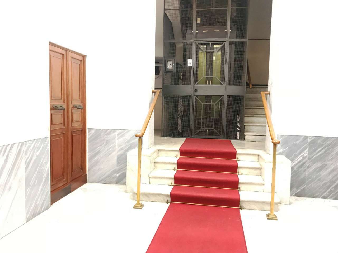 Ufficio - Loc.Com. GENOVA affitto  CARIGNANO Corsica Magnani & Bernardotti Immobiliare s.n.c.