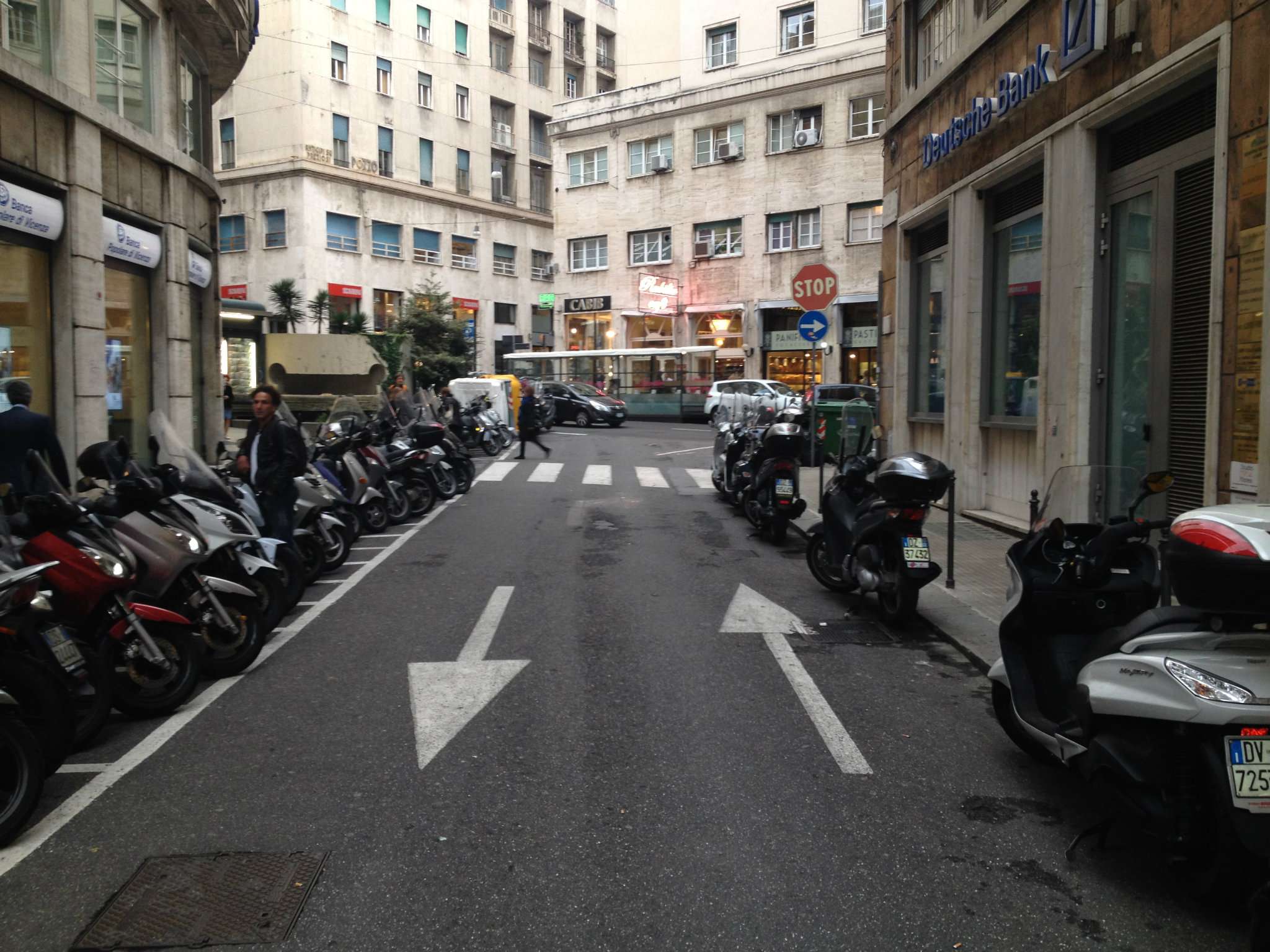  genova vendita quart: centro magnani-&-bernardotti-immobiliare-s.n.c.