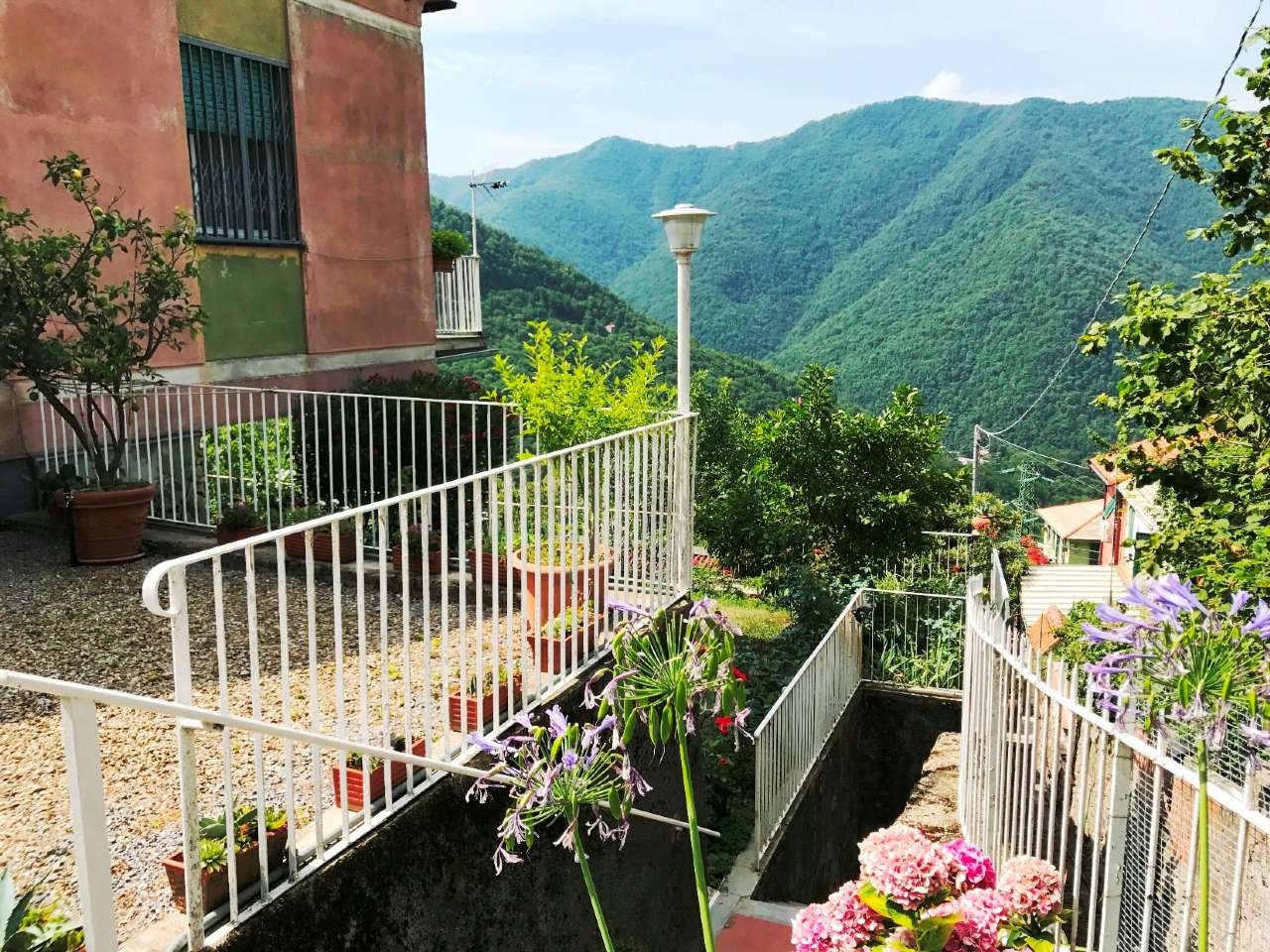 Villa Unifamiliare - Indipendente DAVAGNA vendita    Magnani & Bernardotti Immobiliare s.n.c.