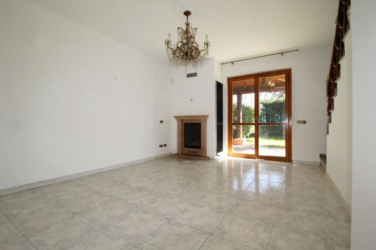 Villa Bifamiliare ORNAGO vendita   pascoli RG Casa Immobiliare sas