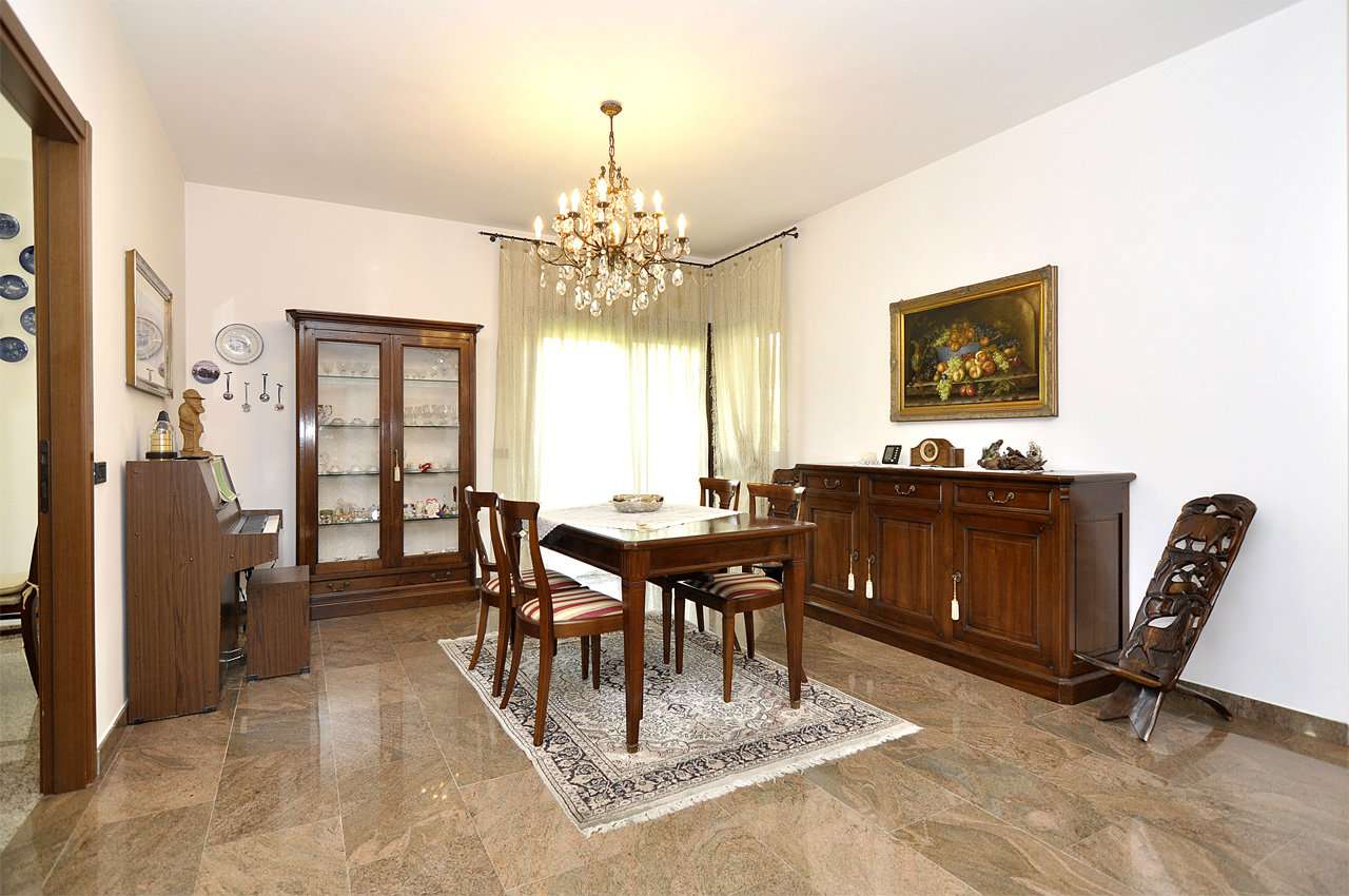 Villa CAVENAGO DI BRIANZA vendita   Pasteur RG Casa Immobiliare sas