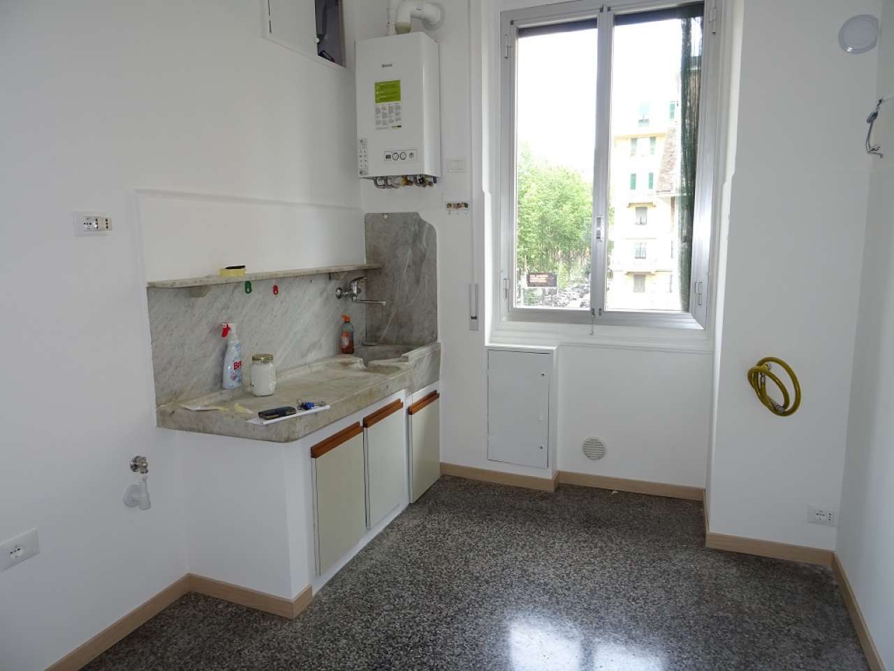 Appartamento GENOVA affitto  SAN FRUTTUOSO Sardegna Studio Metro Immobiliare