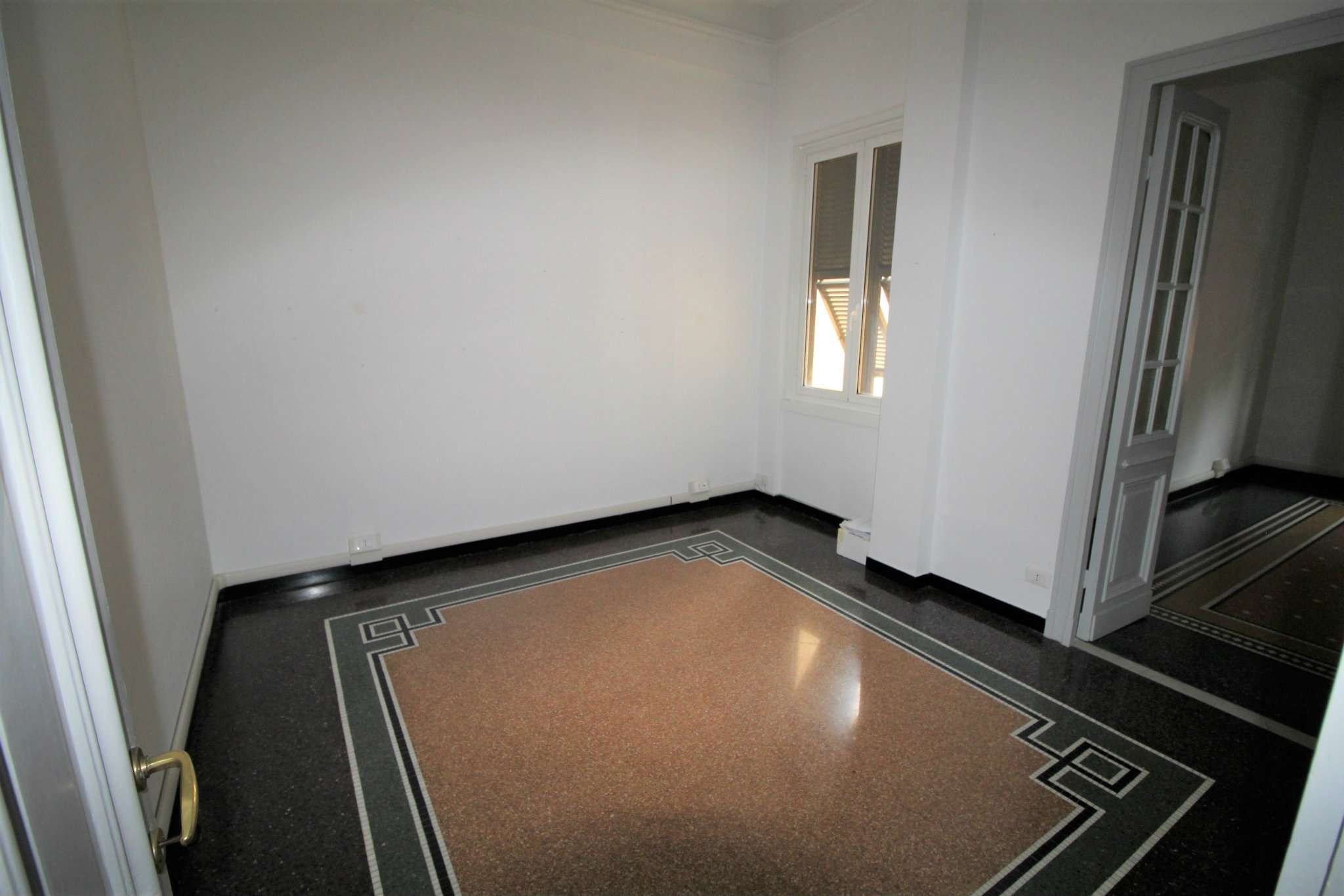  genova affitto quart: centro coccarello-e-pittore-immobiliare