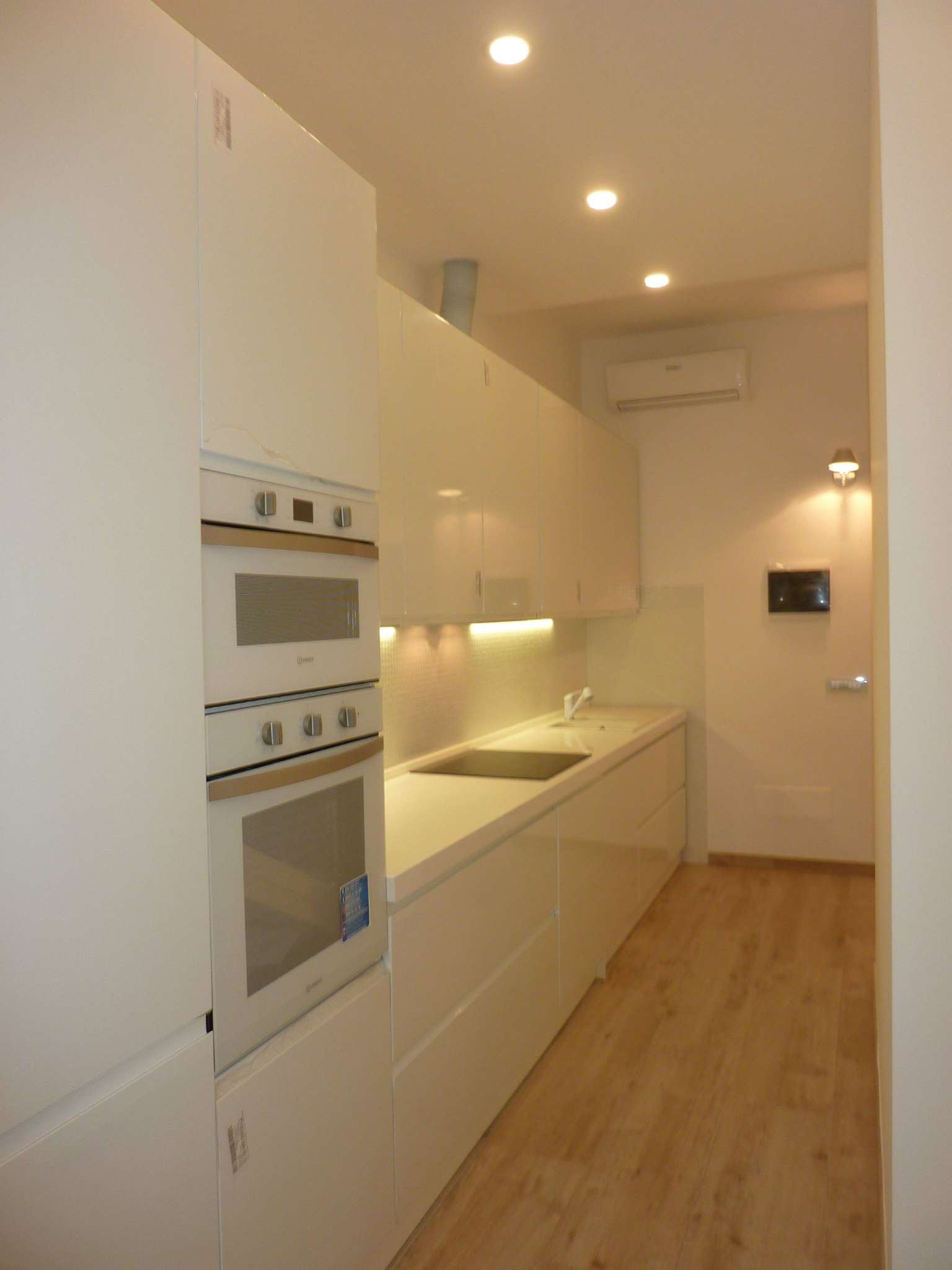 Loft MILANO vendita   via carpi Progetto Immobiliare