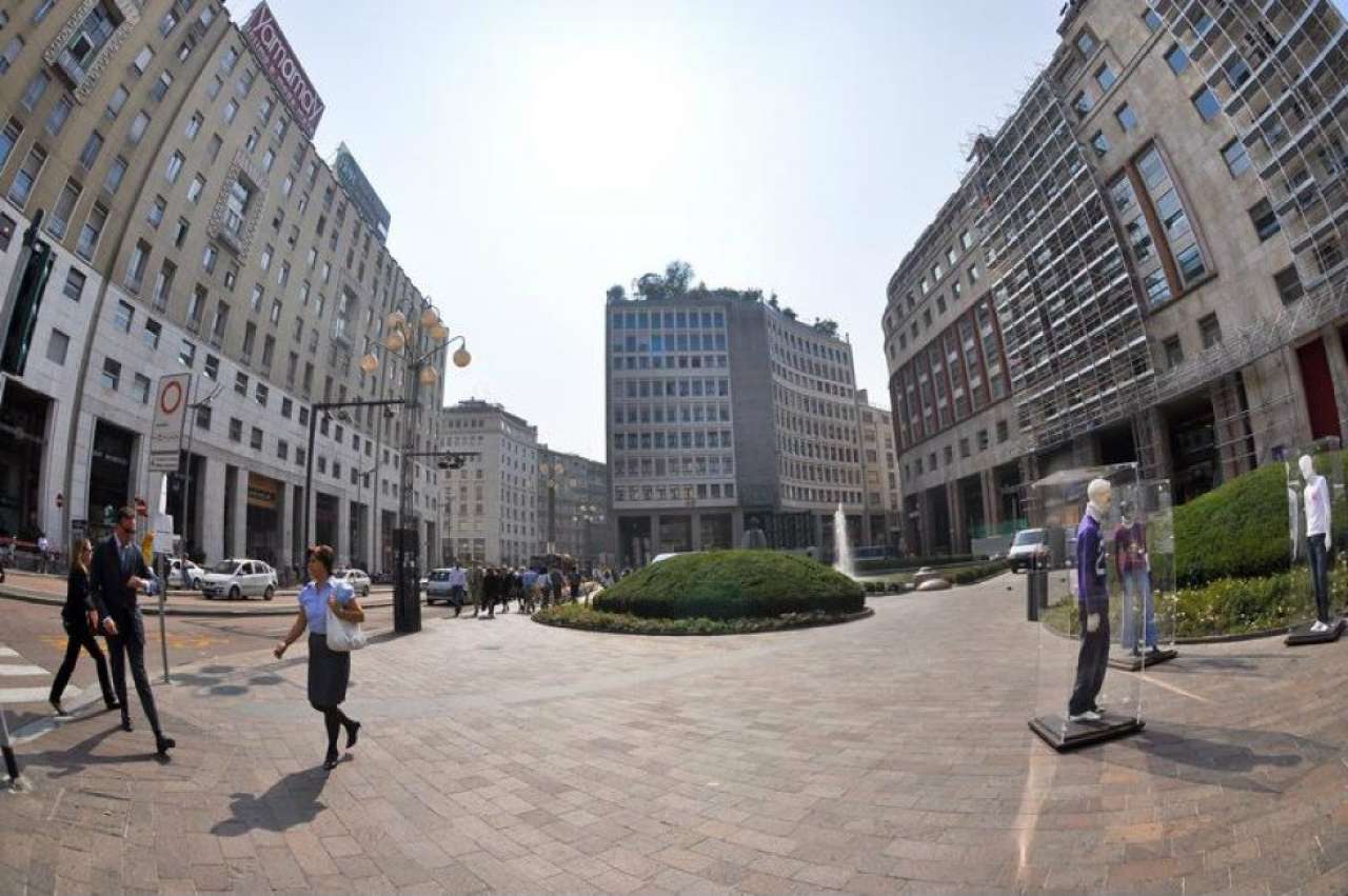 Negozio - Loc.Com. MILANO affitto  CENTRO STORICO San Babila Duomo Case