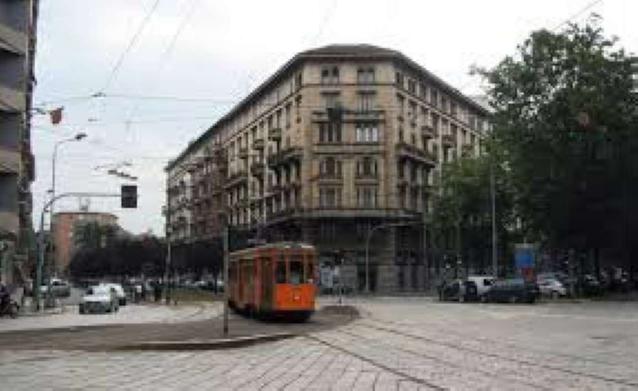 Stabile intero - Palazzo MILANO vendita  BUENOS AIRES  Duomo Case