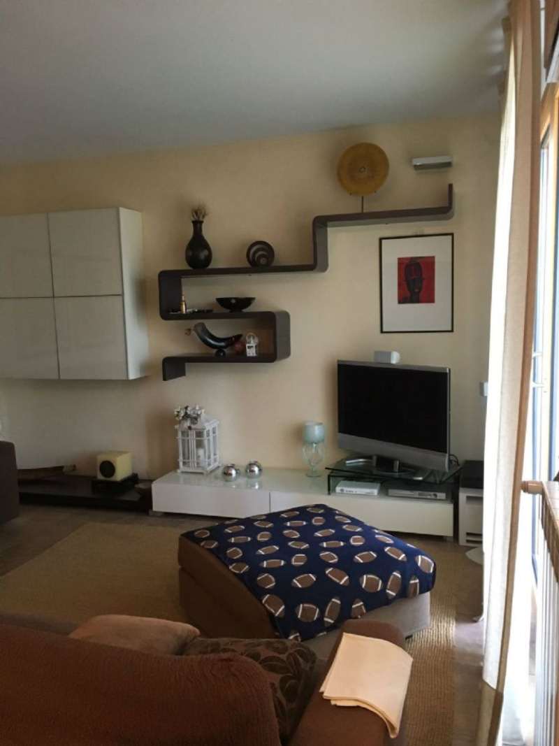  prato vendita quart: iolo studio immobiliare bresci