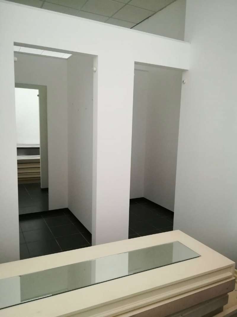 Negozio - Loc.Com. PRATO affitto  ZARINI  Studio Immobiliare Bresci