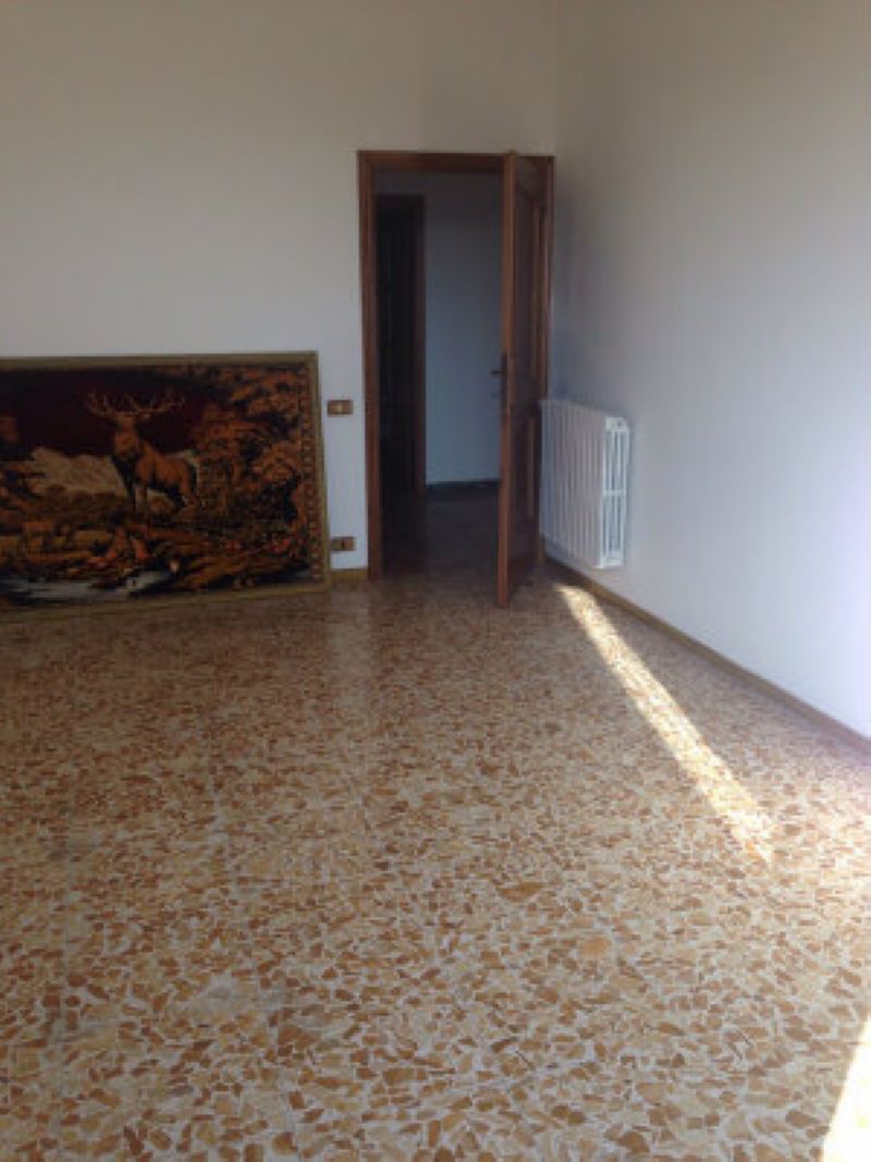  montemurlo vendita quart:  studio immobiliare bresci