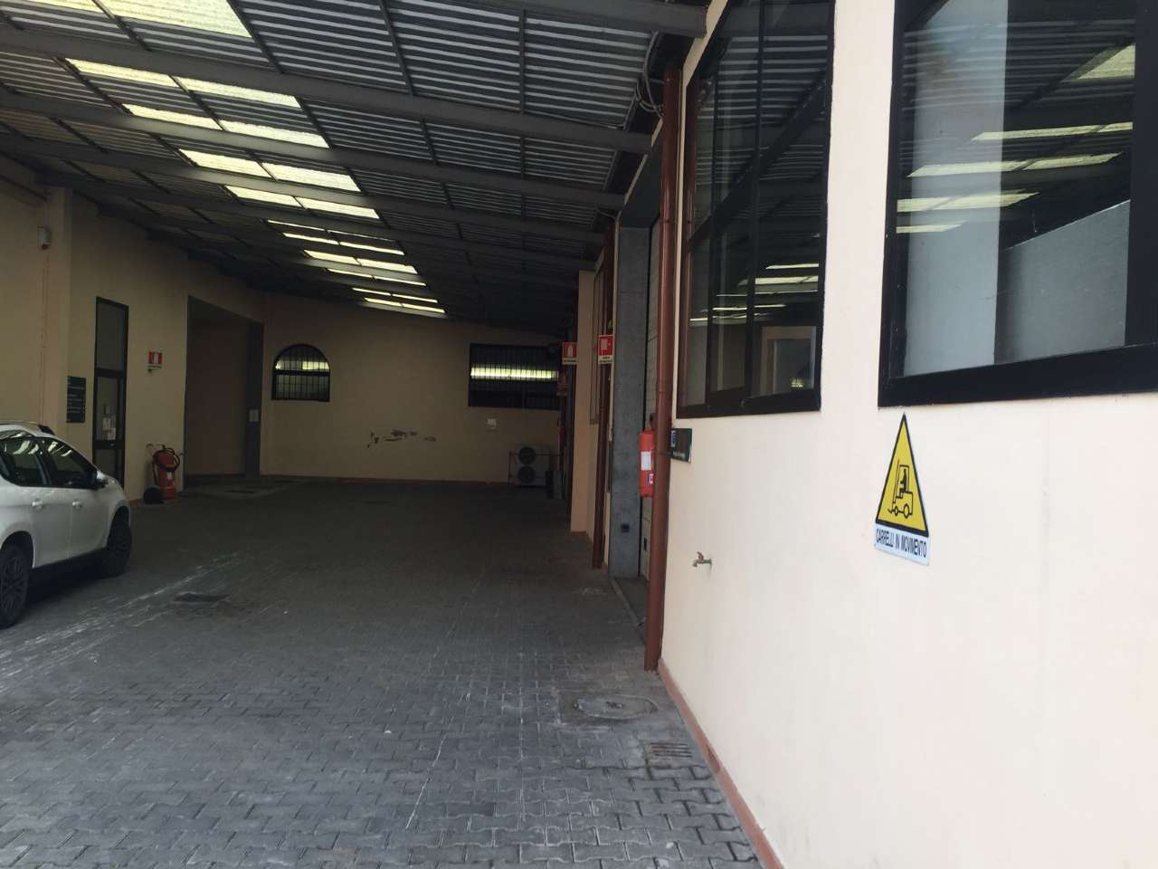 Capannoni (Tutti) PRATO affitto  SANTA LUCIA  Studio Immobiliare Bresci