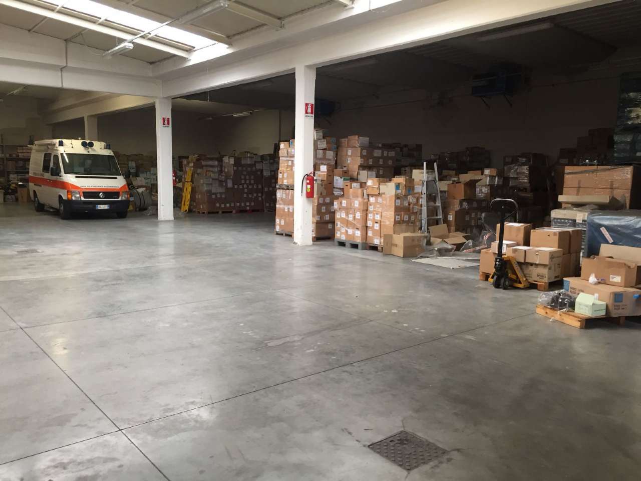 Capannoni (Tutti) PRATO affitto  SANTA LUCIA  Studio Immobiliare Bresci